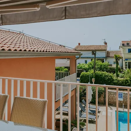 Apartament Danex *